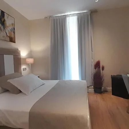 Olivae Boutique 3* Касерес